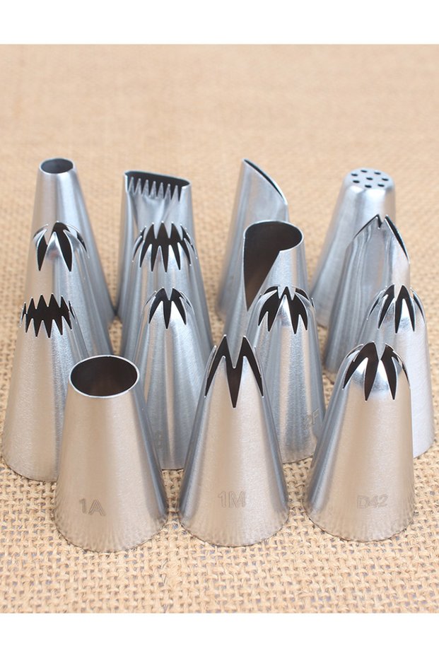 15PCS 15pcs Piping Nozzles Set, Stainless Steel IcingCream Nozzles, Cake Piping Tips For Dessert Bis