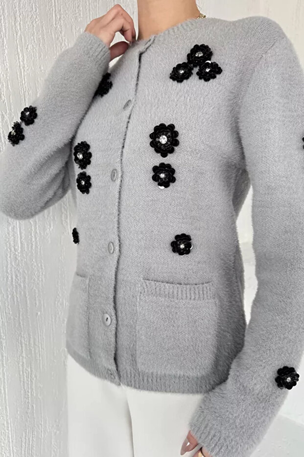 Women's Sequin Embroidered Soft Yarn Knitwear Jacket