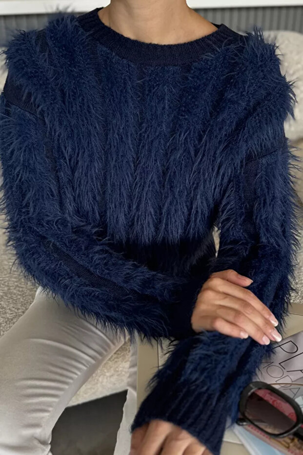 Women's Bearded Knitwear Sweater