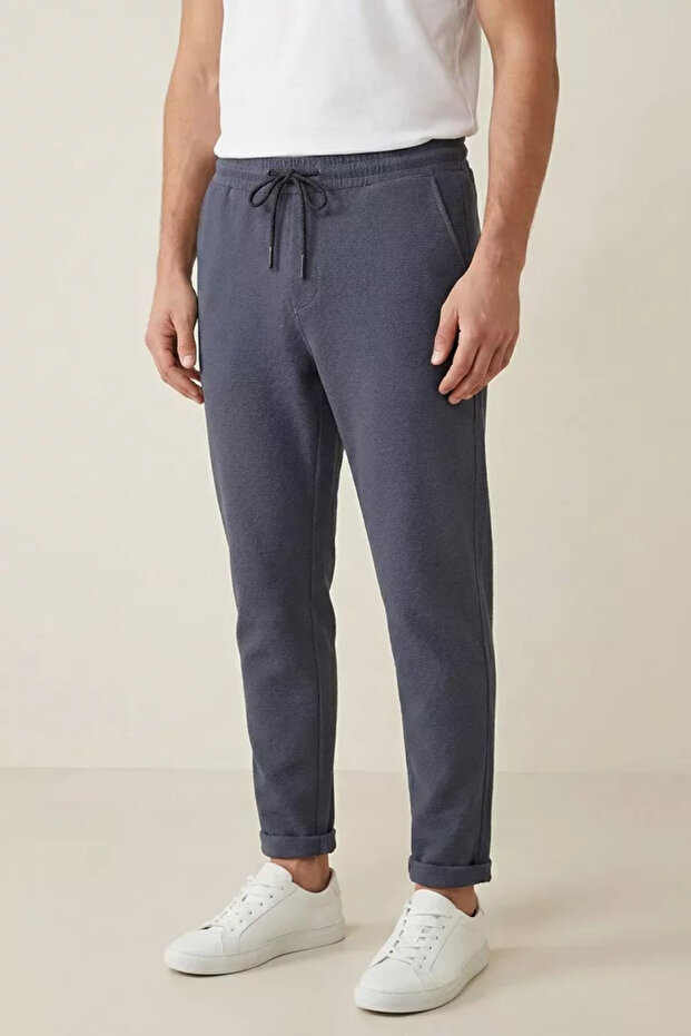Men's Self-Patterned Double-Legged Trousers with Elastic Waist