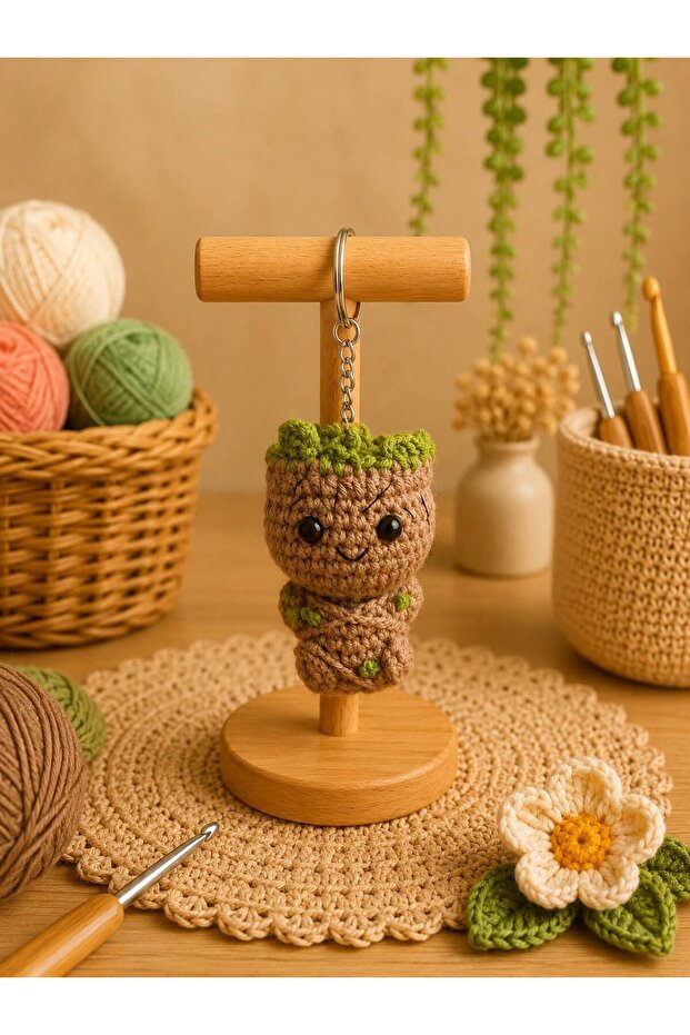 Amigurumi Knitted Keychain - Handmade Bag Accessory and Gift-Ready Animated Character