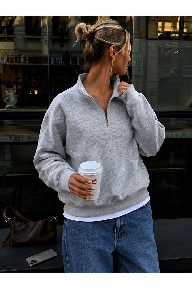 Gray Stand Collar Zippered Sweatshirt