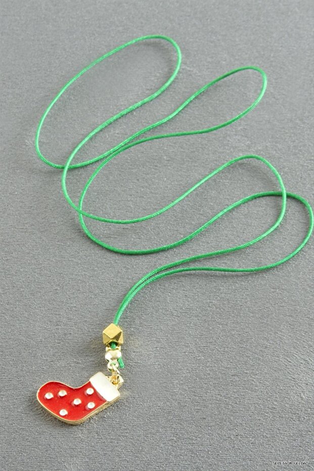 Spt-Gld Socks Christmas String (131906) Necklace Green