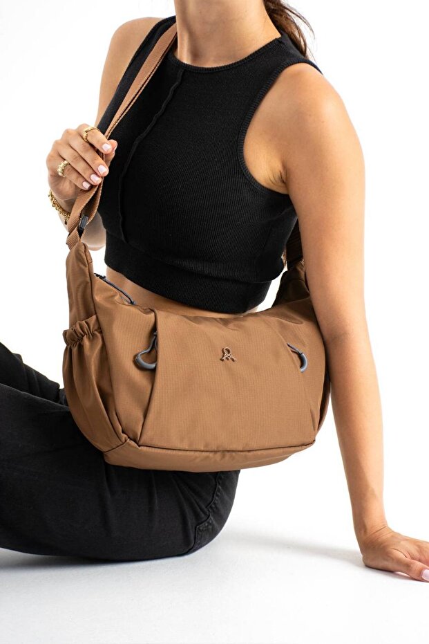 Very Lightweight Waterproof Crossbody and Shoulder Bag 🦋