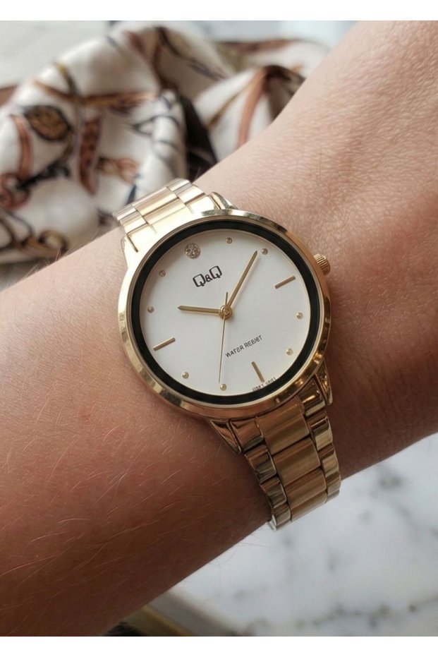 Minimal Vintage Model Women's Metal Steel Strap Wristwatch with 2 Years Warranty