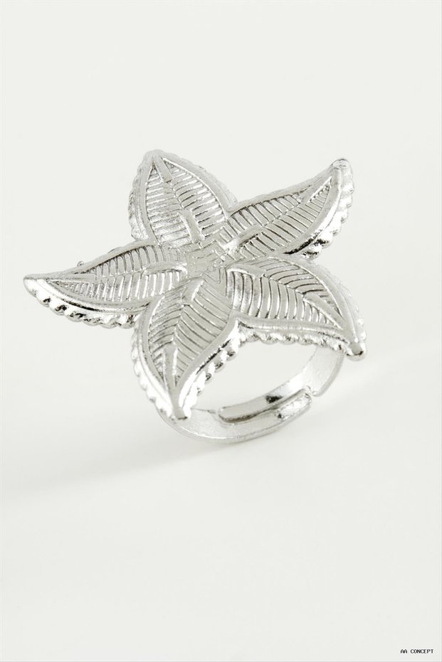 Concepta Flower Metal Ring (05946) Silver Color