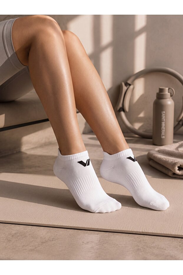 3 Pairs of Women's Sneaker Socks White
