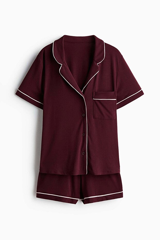 Pyjama shirt and shorts