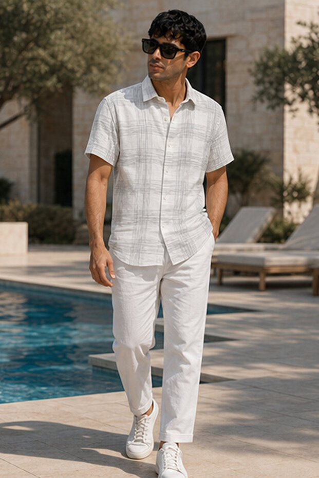 Men's Regular Fit Checked Short-Sleeve Shirt - White