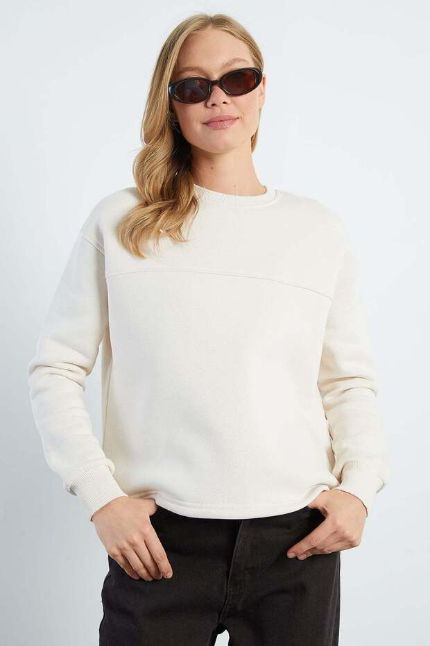 3 Thread Stopper Oversize Sweatshirt