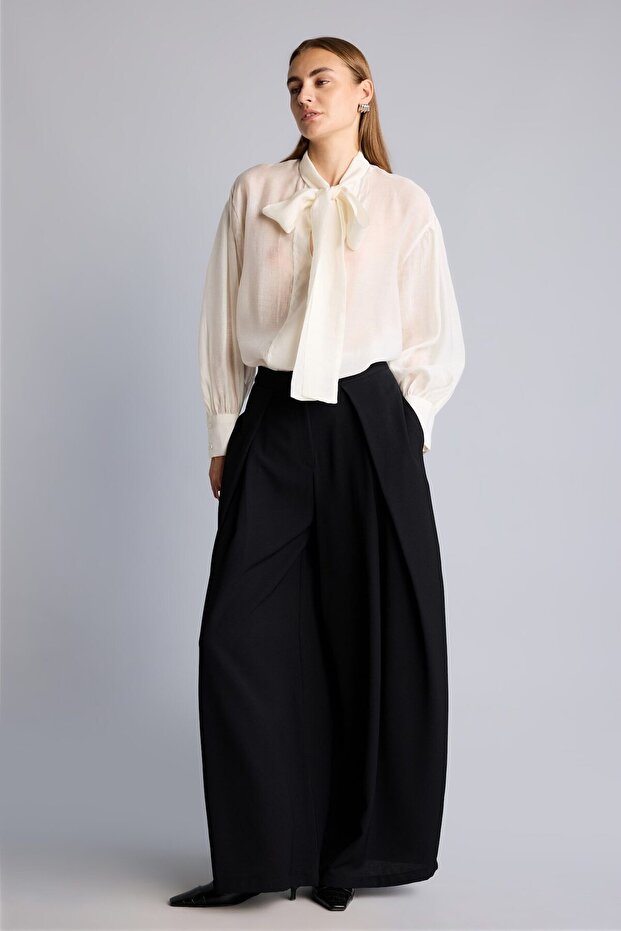 Wide Leg Zippered Crepe Trousers I5181Ax26Au