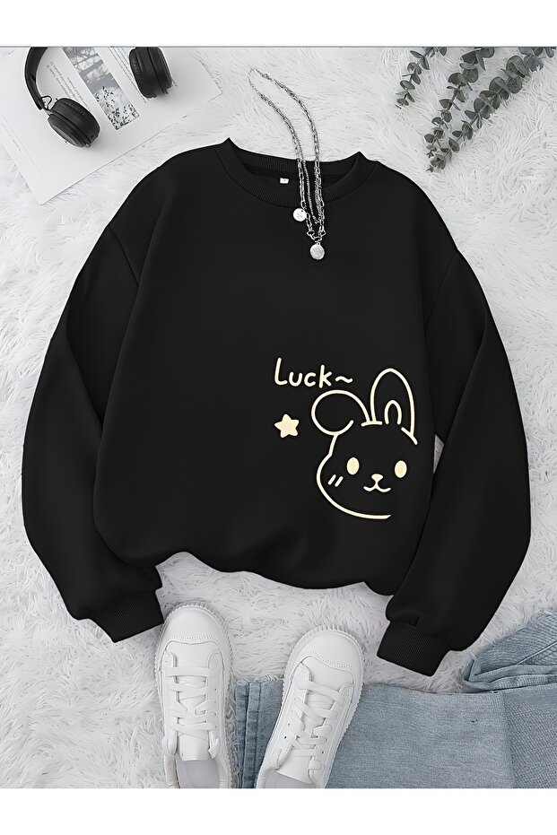 Unisex Bunny Luck Printed Crew Neck Sweatshirt