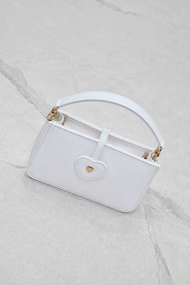 Women's Heart Detail Chain Strap Hand and Shoulder Bag