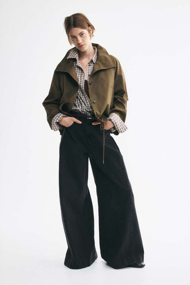 Super Wide Regular Waist Jeans