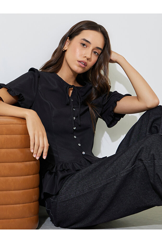 Black Ruffled Short Sleeve Top