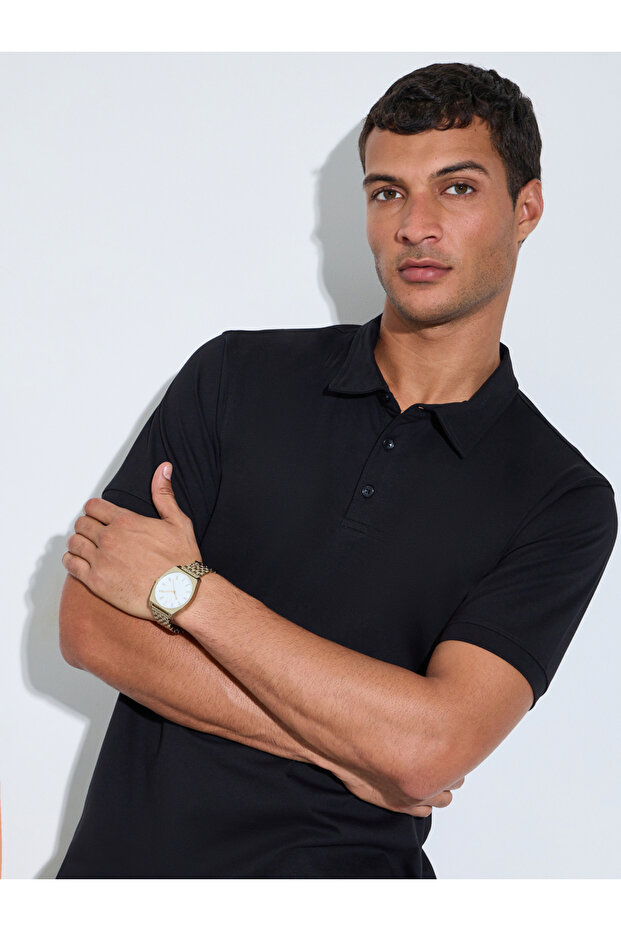 Black Solid Short Sleeves Regular Fit Polo T-Shirt