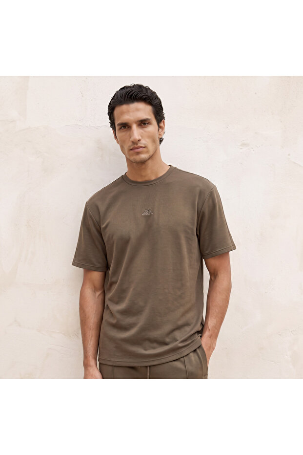 MEN COTTON TEE WITH TONAL TAPE