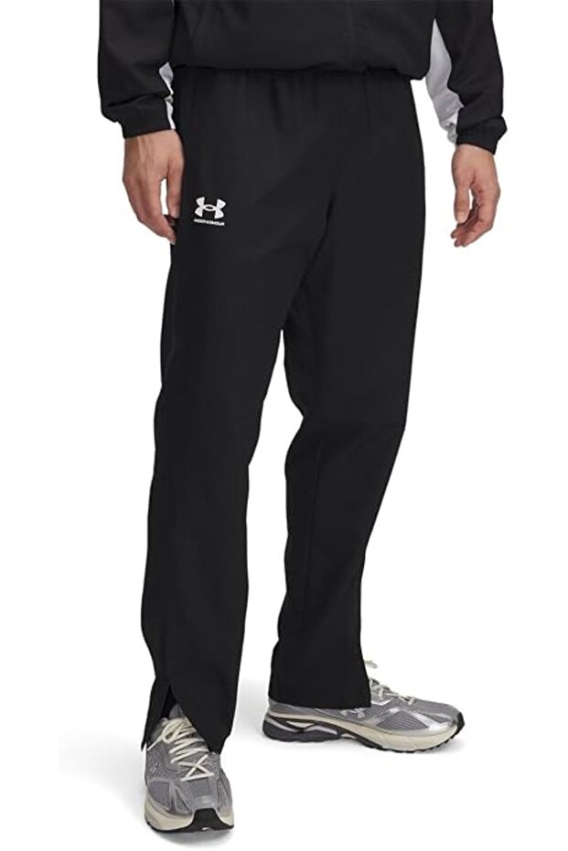 Under Armour Men's Rogue Sneakers