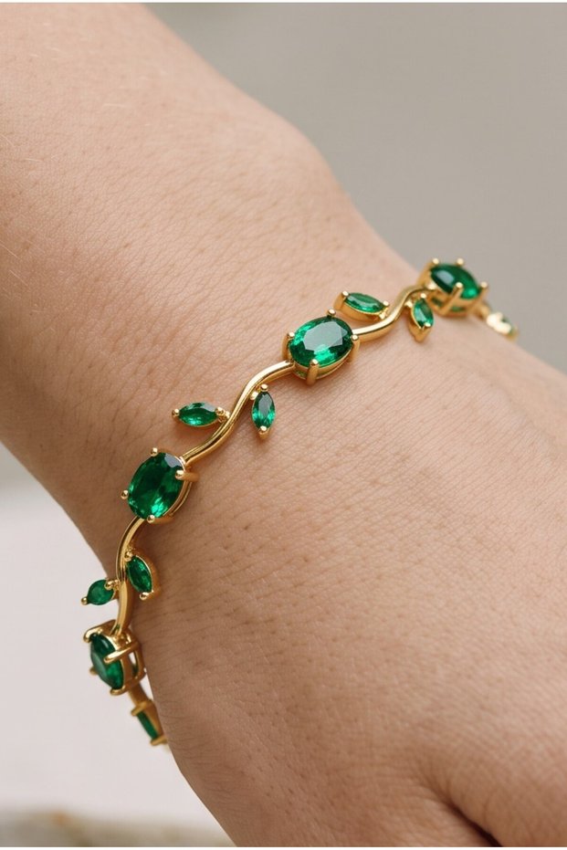 Women's Vip Gold Color Green Zircon Stone Tulip Steel Bracelet