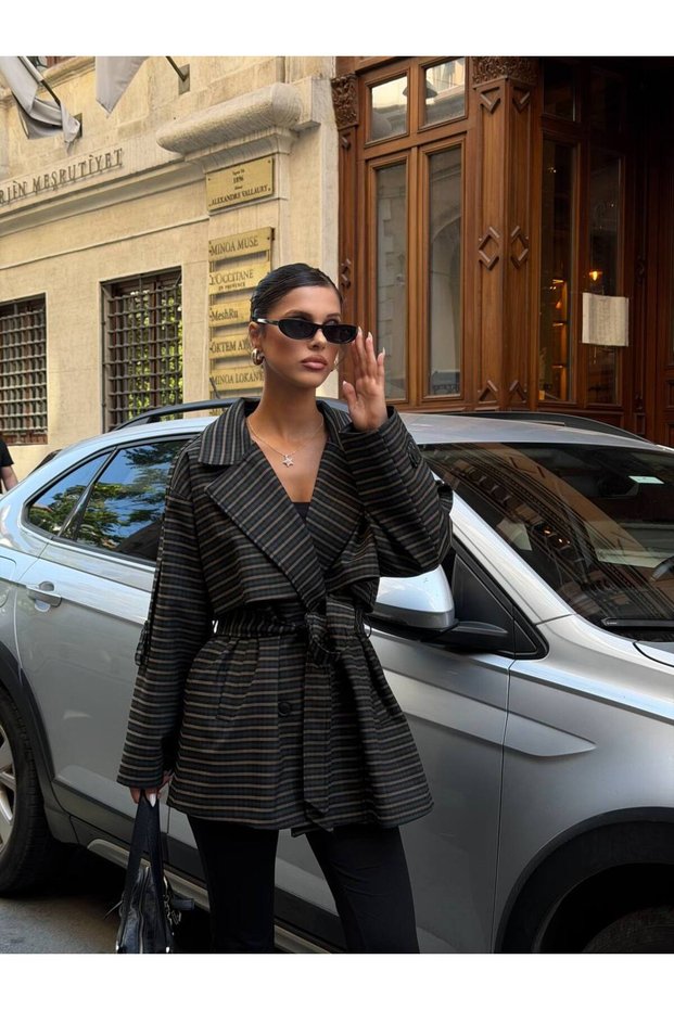 Women's Plaid Patterned Belted Trench Coat