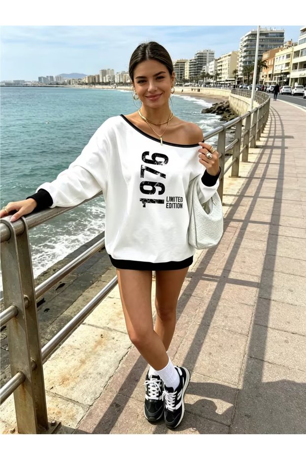 Women's 1976 Printed Black Detailed White Boat Neck Sweatshirt