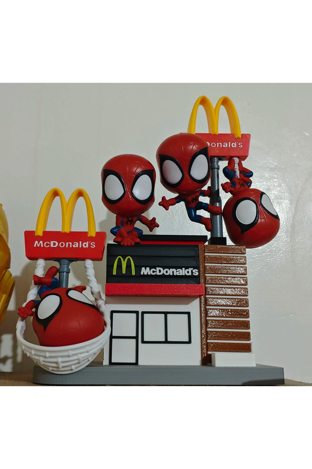 Mcdo Örümcekadam Figür Arka Planı