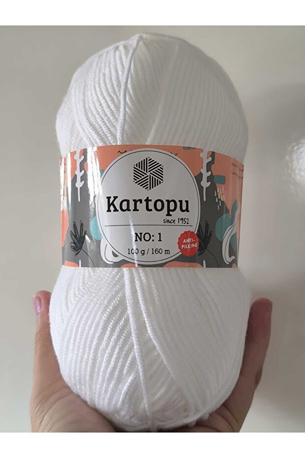 No:1 K010 White Lot 72981 100% Anti-Pilling Acrylic 100 Gr 160m