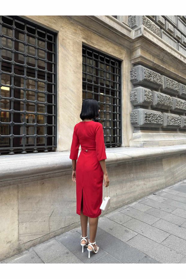 Women's Red - Red Midi Length Pearl Detailed Round Neck Belted Slit 3/4 Sleeve Dress