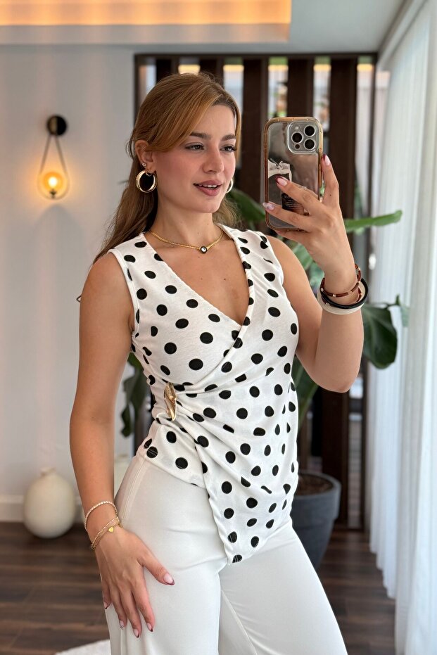 Women's Buckle Polka Dot Degaje Collar Strap Blouse Black