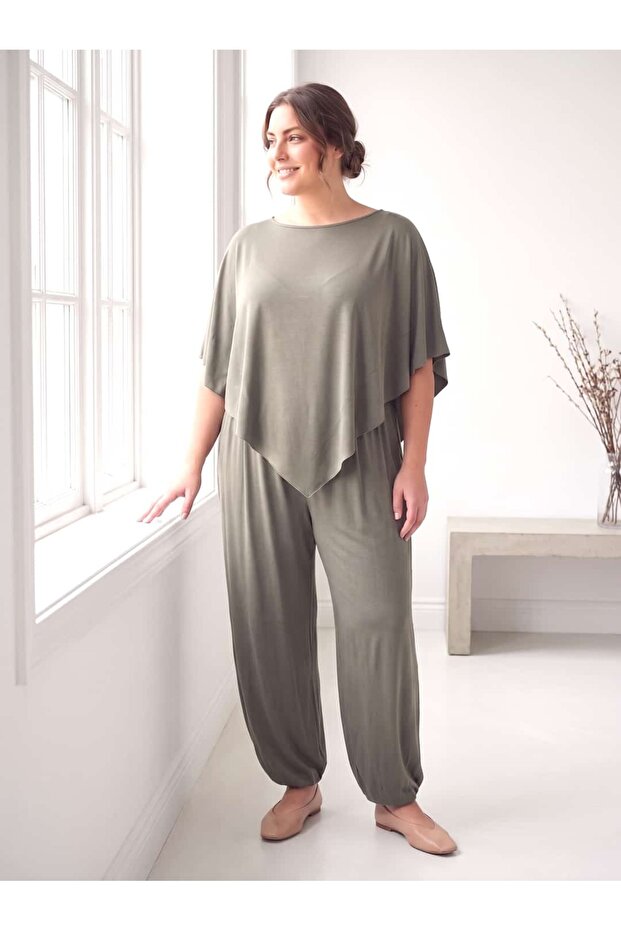 Women's Plus Size Two-Piece Set Lyocell Bat Sleeve Balloon Leg Pants Khaki