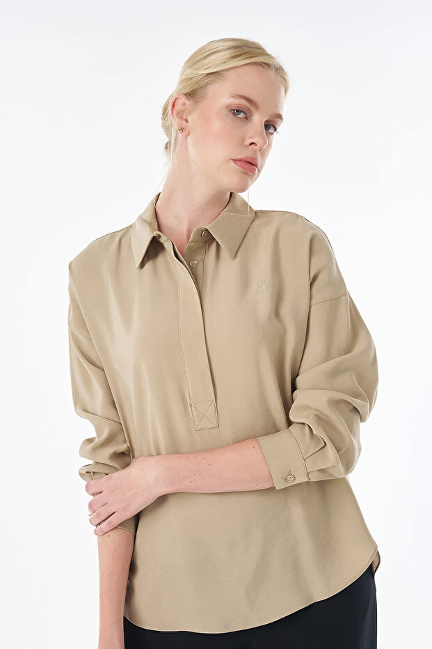 Half Pat Basic Blouse Beige