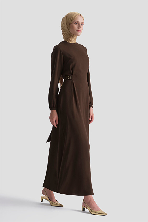 Accessory Detailed Dress Brown