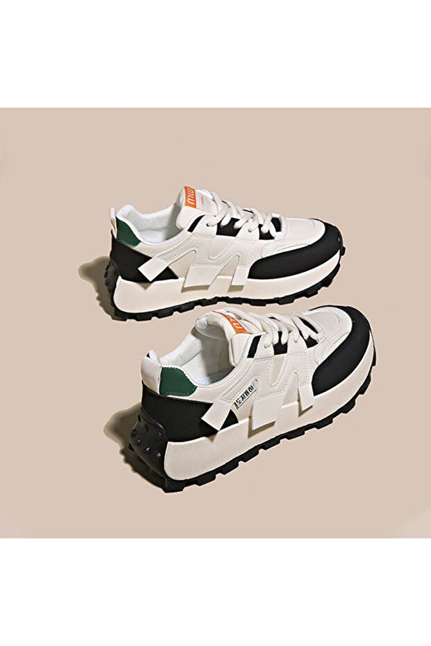 Women's Black Low-Top Running Lace-Up Sneakers