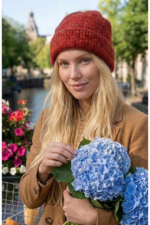 Lumera ™ Soft Textured Plain Knit Beanie 2846