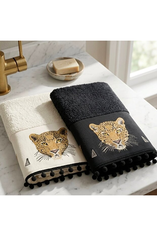 100% Cotton 2-Piece Leopard Figure Embroidered Luxury Hand and Face Towel Stylish Licensed Design Towel