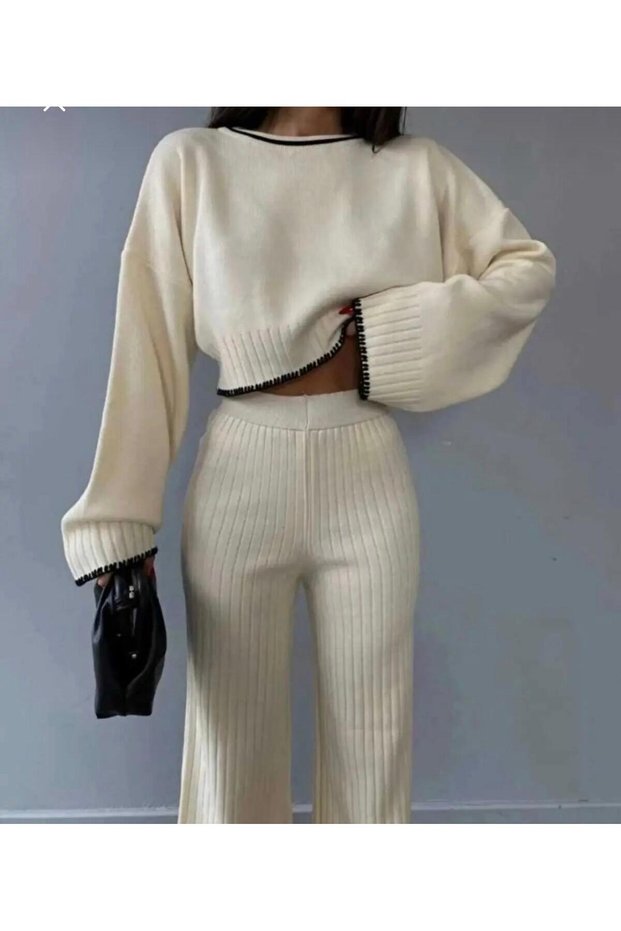 Women's Black Comfortable Cut-Trim Knitwear Two-Piece Set, Modern and Stylish Combination