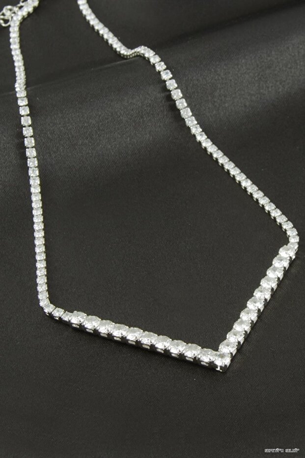 Spt-Gld Triangle Tour Zircon Stone Luxury Necklace 4 mm (04904) Silver Color