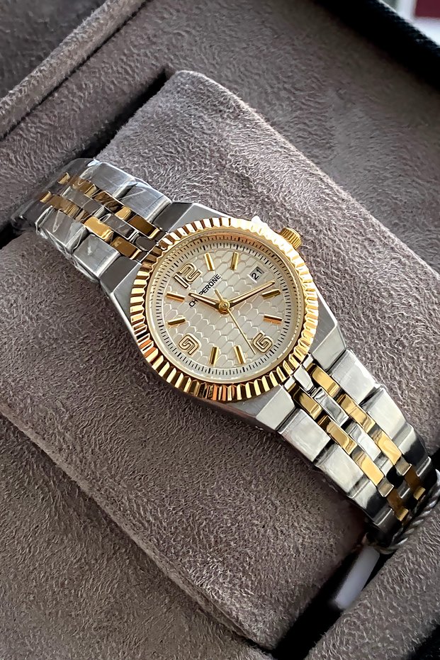 Original stainless steel band women's watch with special gift box - perfect for a loved one