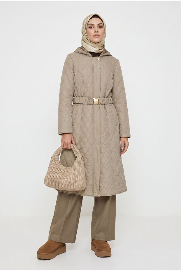 Trendy Hooded Zipper Closure Wool Inside Slim Fit Quilted Coat