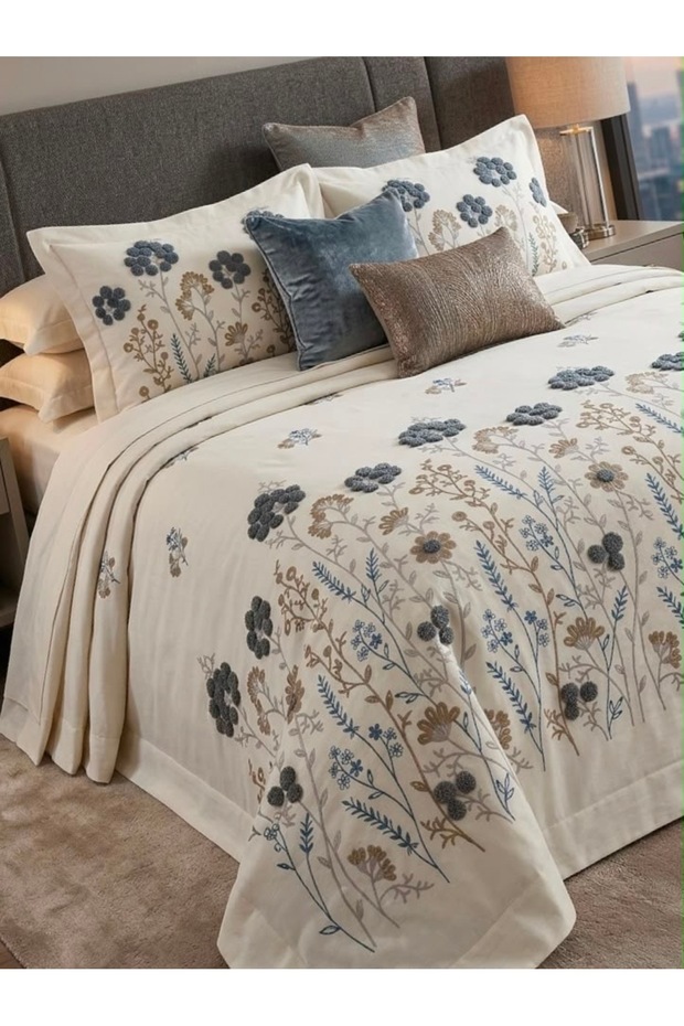 Ricamo Embroidered Pompom Double Luxury Duvet Cover Set