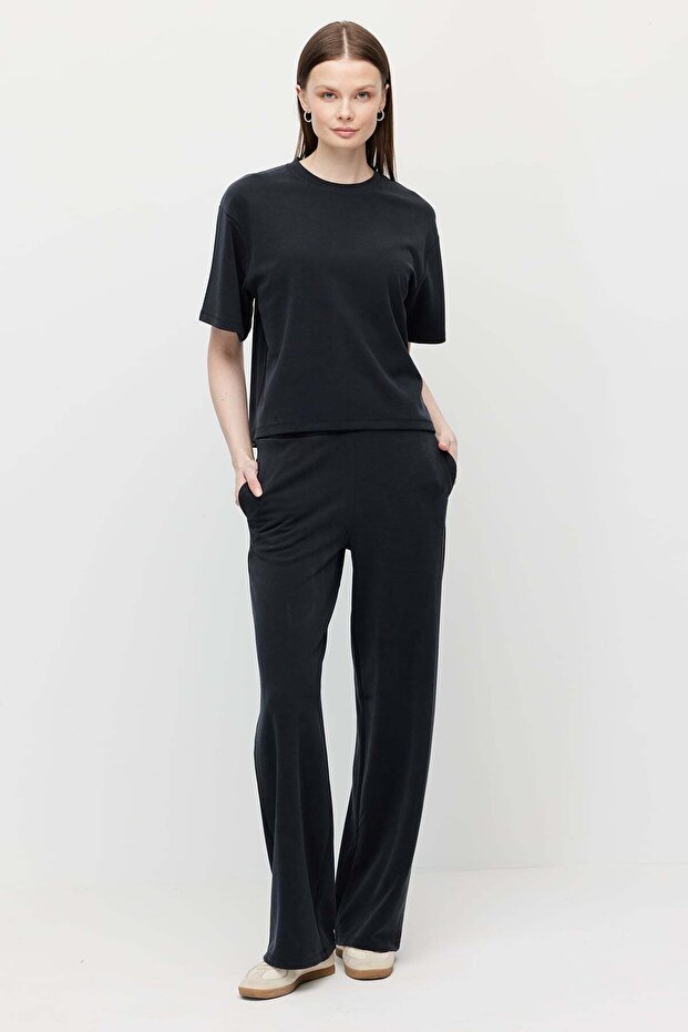 Women's Elastic Waist Textured Trousers