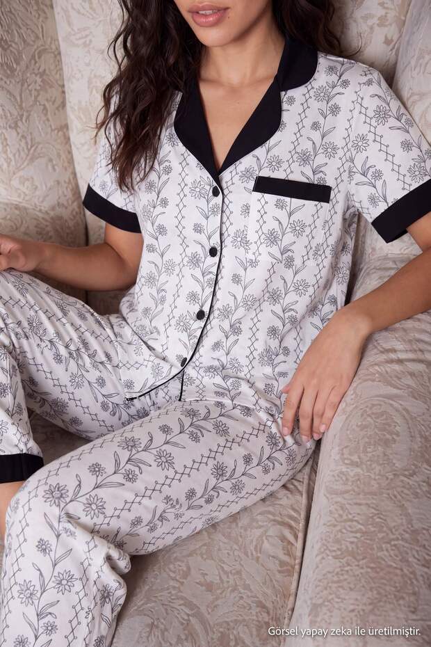 Siyah-Beyaz %100 Pamuklu Çiçekli Manşetli Örme Pijama Takımı THMAW27PT00126