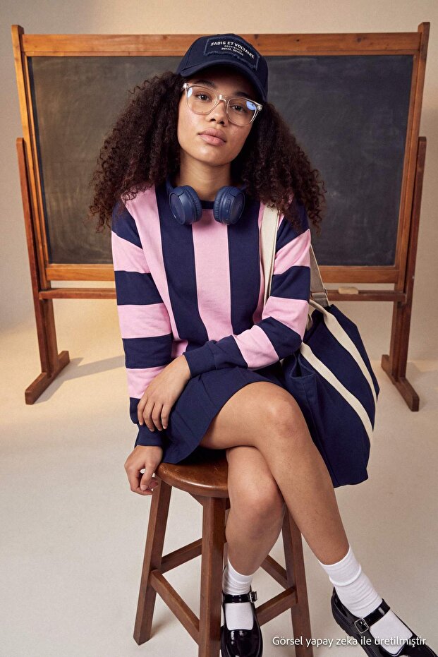 Açık Pembe Kalın Çizgili Oversize/Geniş Kesim Örme Sweatshirt TWOAW27SW00158