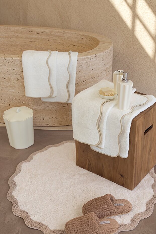 Scallop 100% Cotton Towel 4/50X90 cm Ecru+Desert Sand
