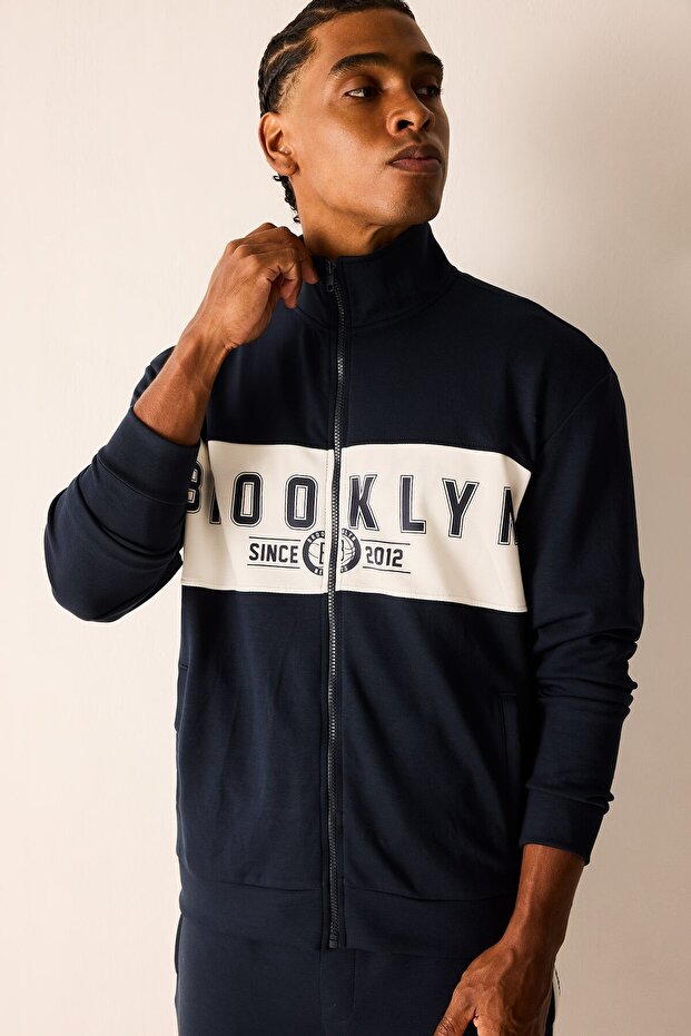 Nba Licensed Brooklyn Nets Standard Fit Stand Collar Zipper Sweat Cardigan H7734Ax26Au