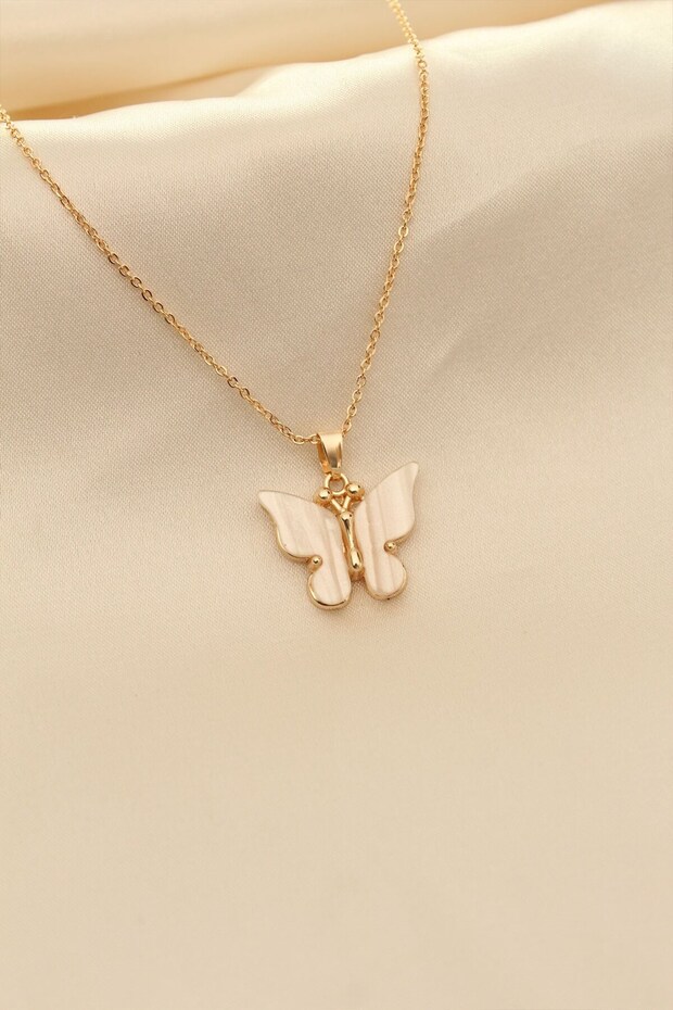 Women's Necklace with White Pearl and Butterfly Figure