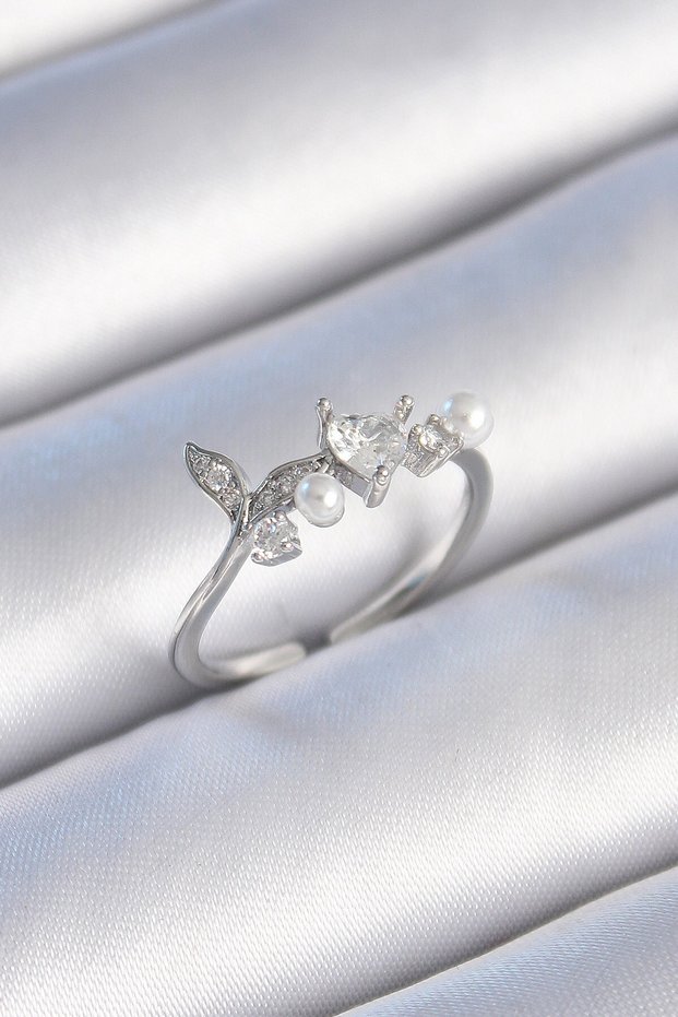 Brass Silver Color Zircon Stone Heart Leaf Model Pearl Detail Women's Ring