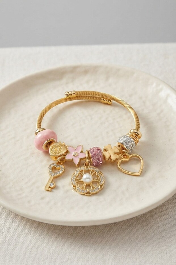 Pink Charmlı Model Women's Bracelet