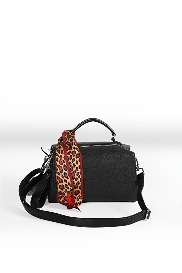 Astra Shoulder Bag