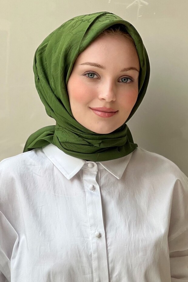 Maria Scarf
